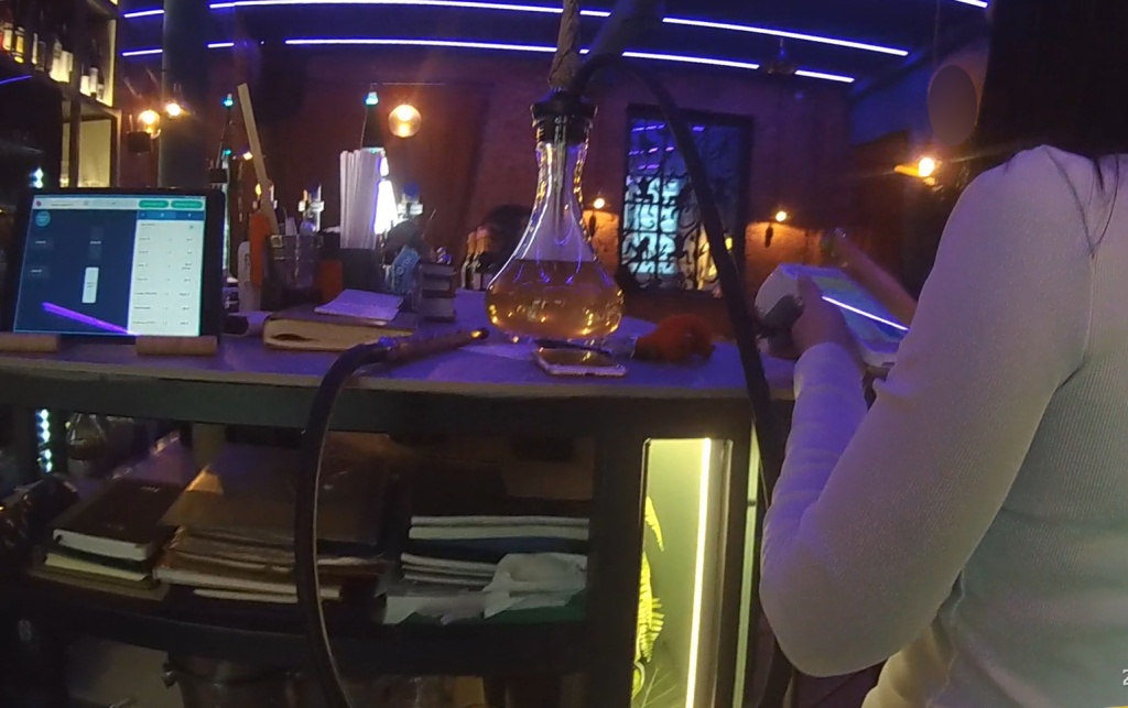 bar.jpg bar.jpg